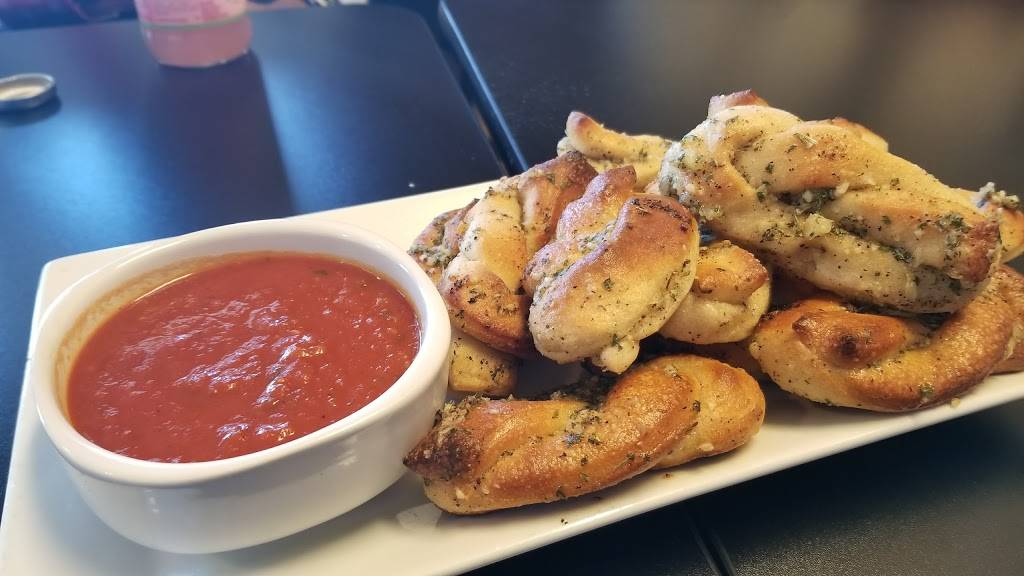 Fratellis | restaurant | 300 S Main St, Conyngham, PA 18219, USA | 5707887870 OR +1 570-788-7870