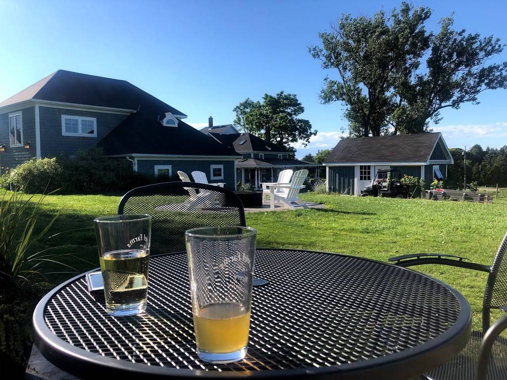 Gabriel Farms & Winery | restaurant | 2800 E Mitchell Rd, Petoskey, MI 49770, USA | 2318383664 OR +1 231-838-3664