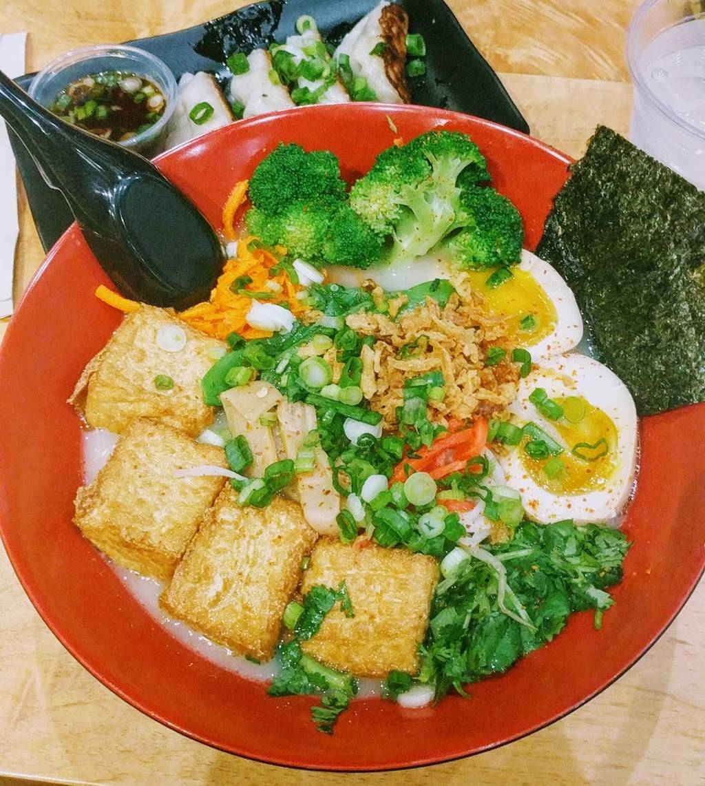 Ramen Hood | restaurant | 15807 N Frank Lloyd Wright Blvd #105, Scottsdale, AZ 85260, USA | 4802758104 OR +1 480-275-8104