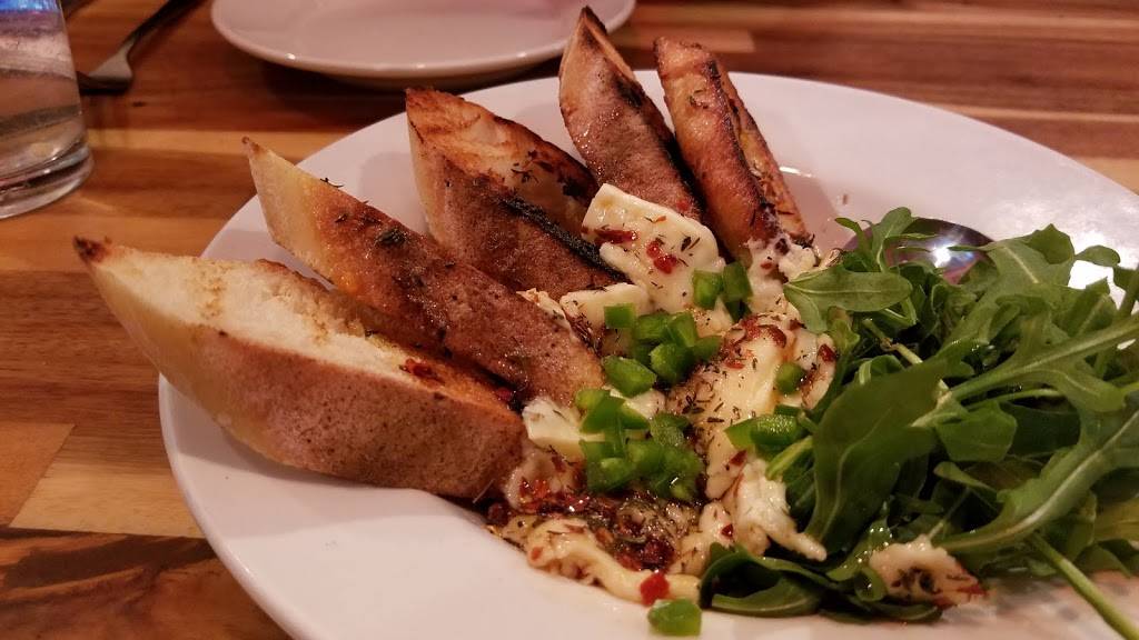 Lisa Gs | restaurant | 6125 Sentinel Rd, Lake Placid, NY 12946, USA | 5185232093 OR +1 518-523-2093