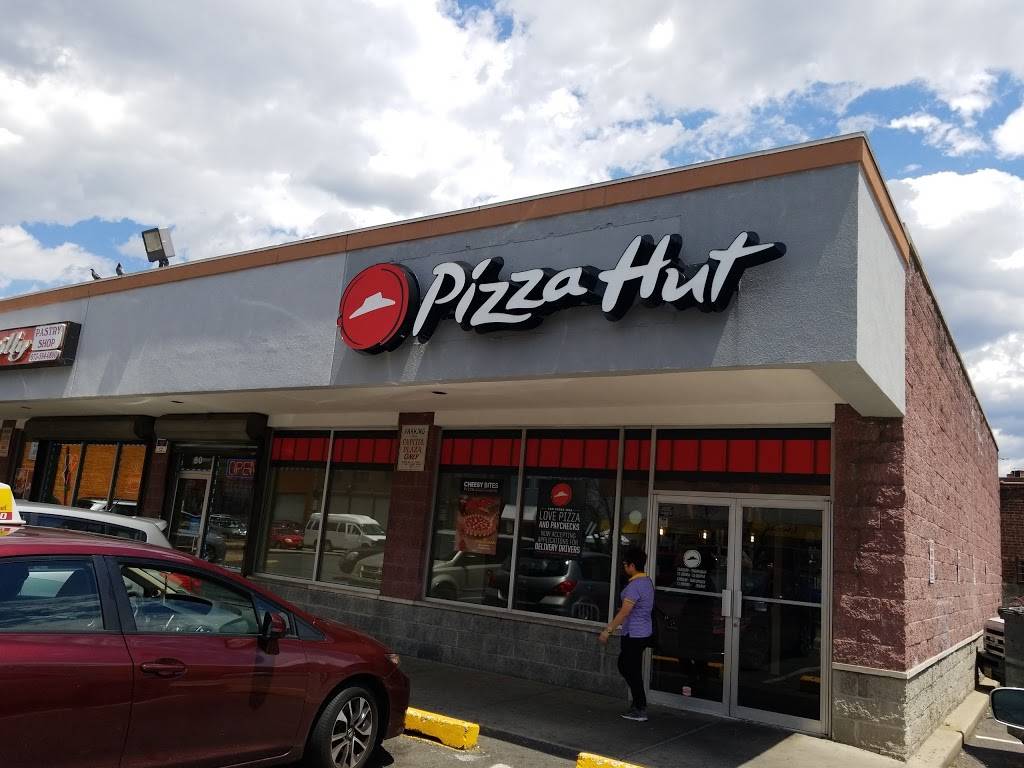 Pizza Hut | restaurant | 326 Monroe St, Passaic, NJ 07055, USA | 9734589000 OR +1 973-458-9000