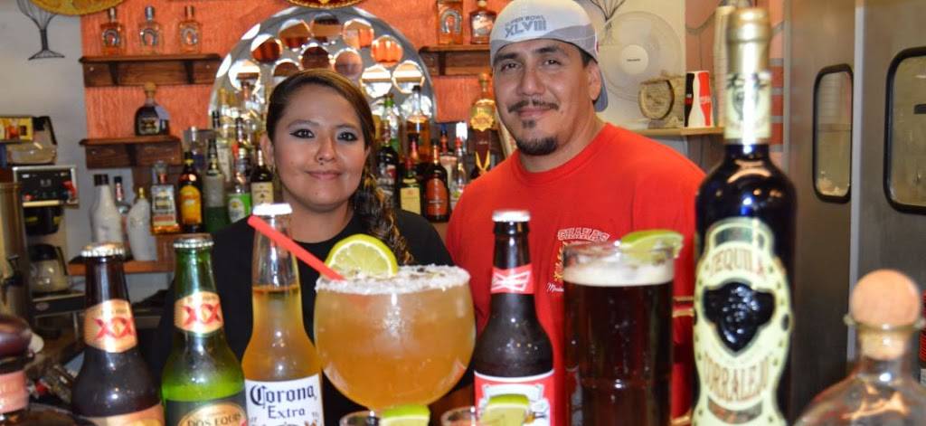 Chakas Mexican Restaurant | restaurant | 6265 E Evans Ave, Denver, CO 80222, USA | 3039938105 OR +1 303-993-8105