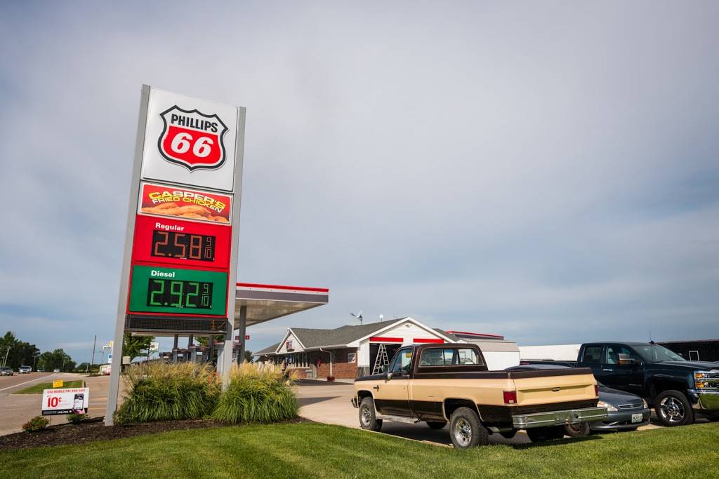 Caspers 66 | restaurant | 1763 US-50, Linn, MO 65051, USA | 5738974461 OR +1 573-897-4461