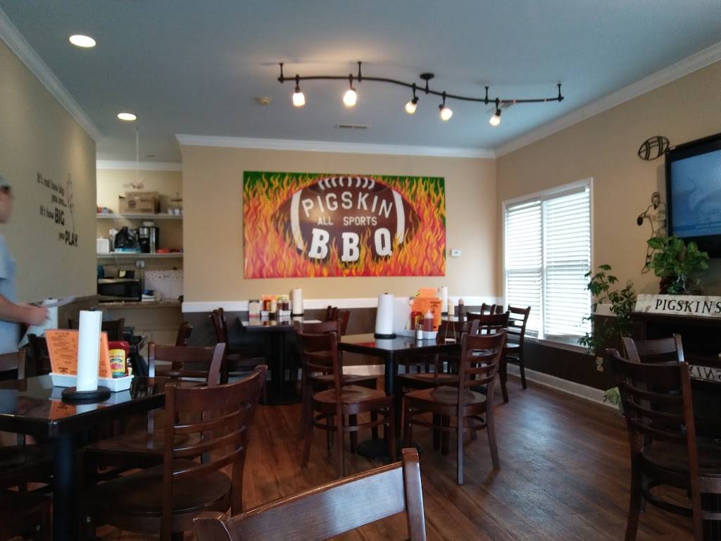 Pigskin All Sports BBQ | restaurant | 400 Nance Ford Rd SW, Hartselle, AL 35640, USA | 2567545055 OR +1 256-754-5055