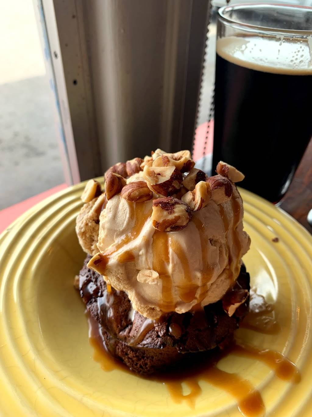 Farm Star Pizza | restaurant | 2359 Esplanade, Chico, CA 95926, USA | 5303432056 OR +1 530-343-2056