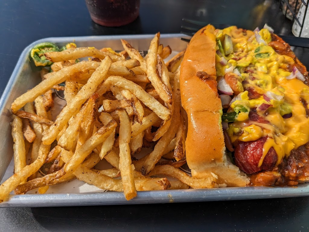 Surfin Betty’s Burger Bar | restaurant | 1501 Philadelphia Ave, Ocean City, MD 21842, USA | 4102134900 OR +1 410-213-4900