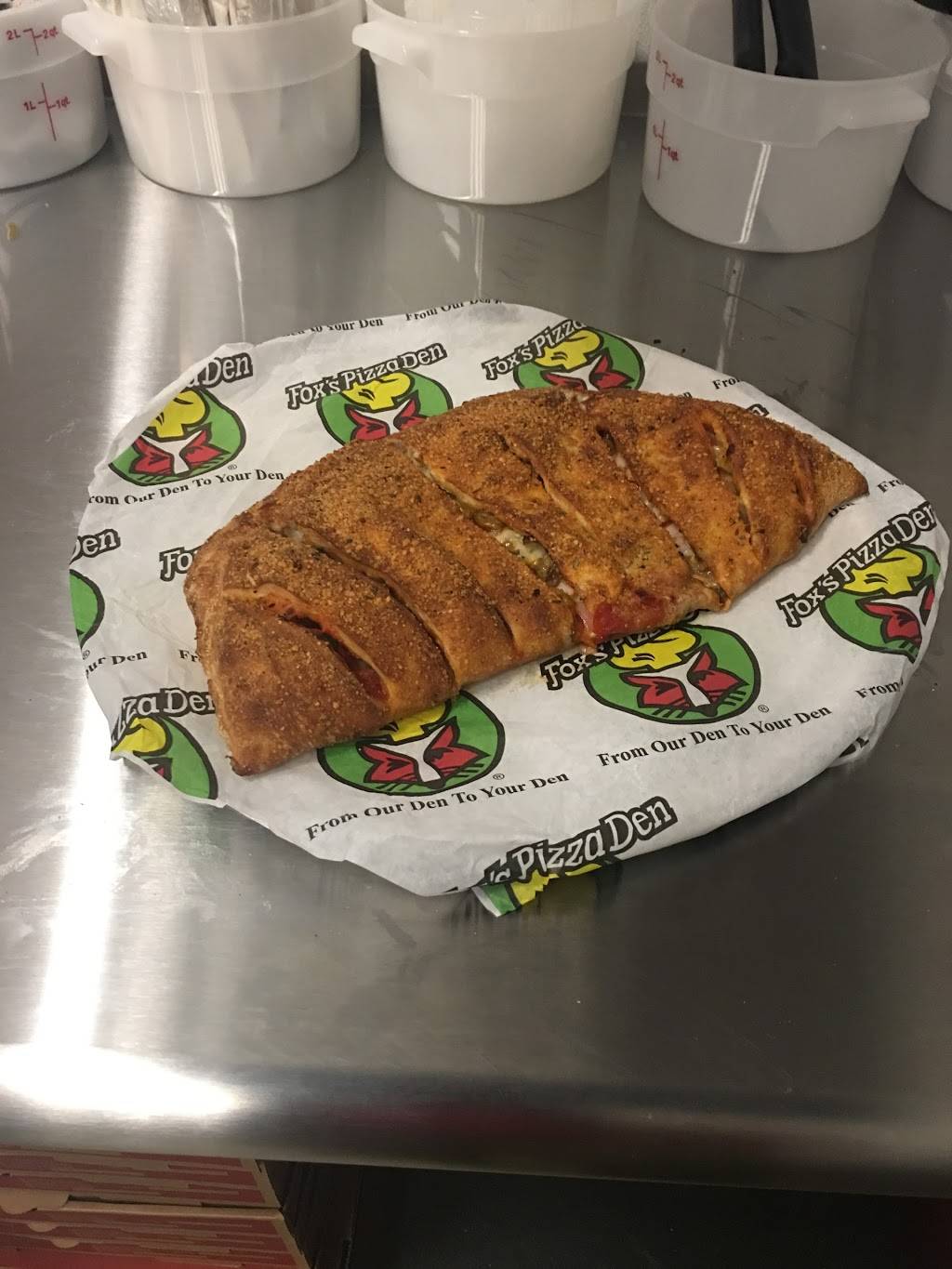 Fox’s Pizza Den | restaurant | 1685 N Coley Rd, Tupelo, MS 38801, USA | 6628913697 OR +1 662-891-3697