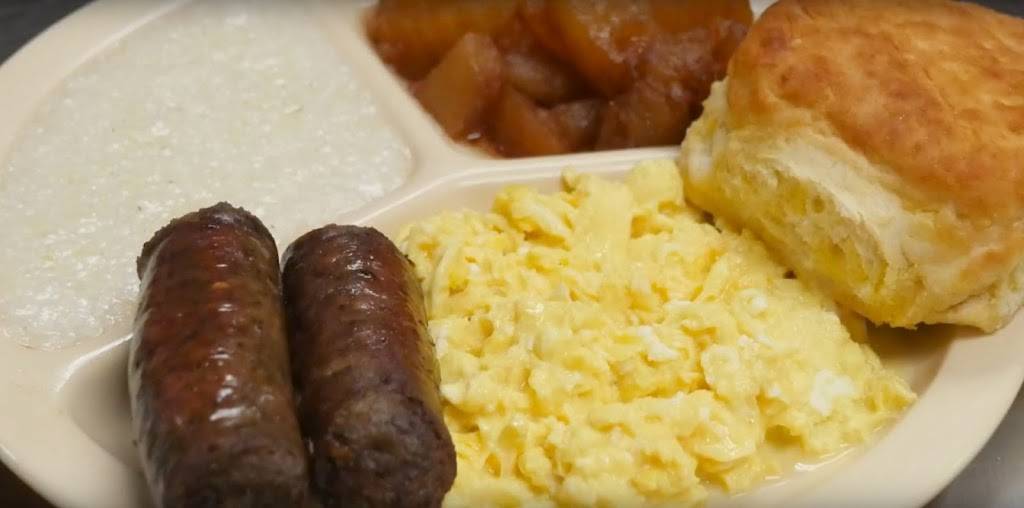 Smiths Restaurant | restaurant | 3649 N Halifax Rd, Rocky Mount, NC 27804, USA | 2524430418 OR +1 252-443-0418