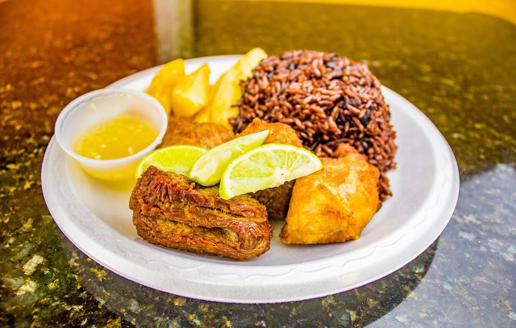 Mi Apá Latin Café of Gainesville | cafe | 114 SW 34th St, Gainesville, FL 32607, USA | 3523767020 OR +1 352-376-7020