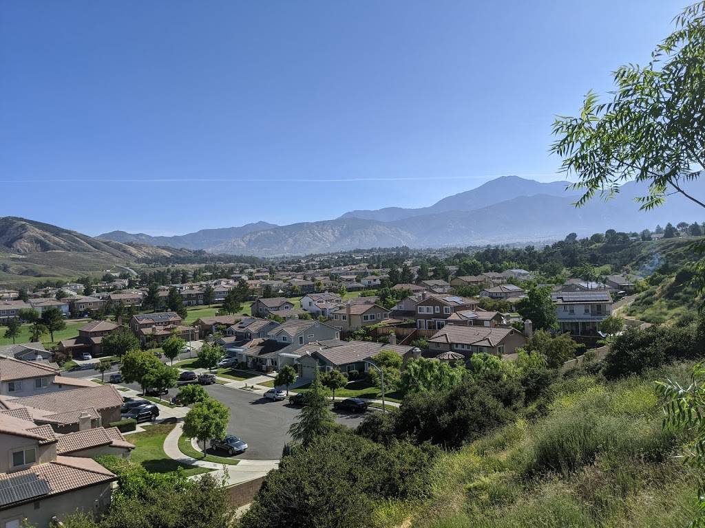 Starbucks | cafe | 34050 Yucaipa Blvd #200, Yucaipa, CA 92399, USA | 9097977224 OR +1 909-797-7224