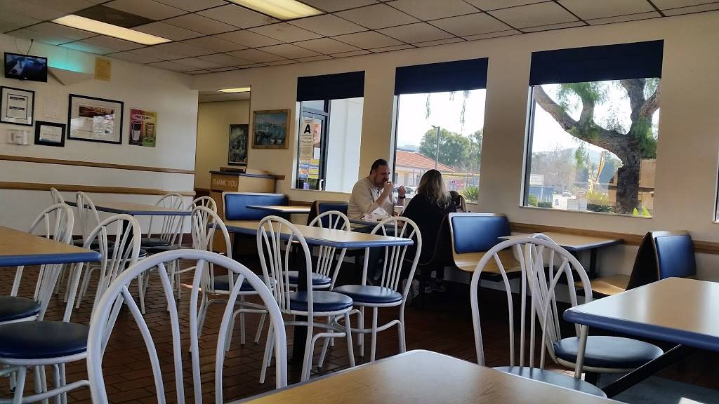 Bakers Drive-Thru | restaurant | 13110 Magnolia Ave, Corona, CA 92879, USA | 9518845233 OR +1 951-884-5233