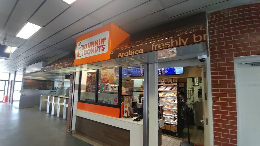 Dunkin Donuts | cafe | 1612 Benson Ave, Evanston, IL 60201, USA | 8473382008 OR +1 847-338-2008