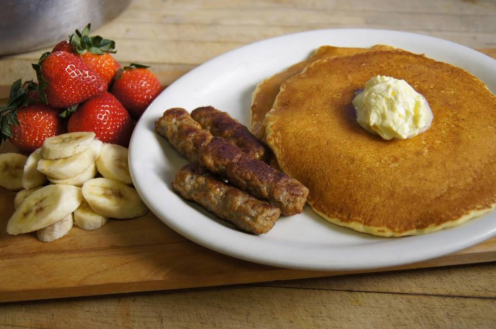 Moms Place Restaurant | restaurant | 4816 N Dale Mabry Hwy, Tampa, FL 33614, USA | 8138752670 OR +1 813-875-2670