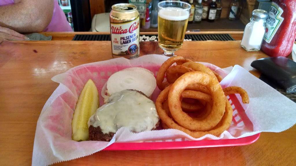 Whiskey Jacks | restaurant | 5454 Plumber Rd, Constableville, NY 13325, USA | 3153978255 OR +1 315-397-8255