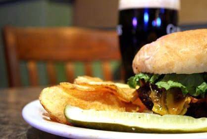 A.J.McMurphys Irish Pub | restaurant | 1914 Turnbury Dr, Greenville, NC 27858, USA | 2523557956 OR +1 252-355-7956