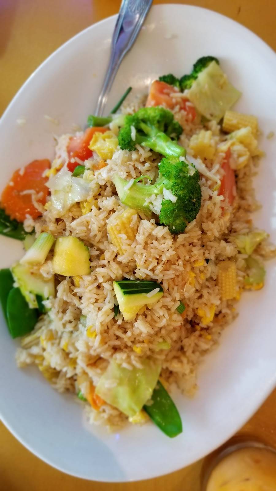 Thai Thai Restaurant & Sushi | restaurant | 8660 Astronaut Blvd Ste 108, Cape Canaveral, FL 32920, USA | 3217841561 OR +1 321-784-1561