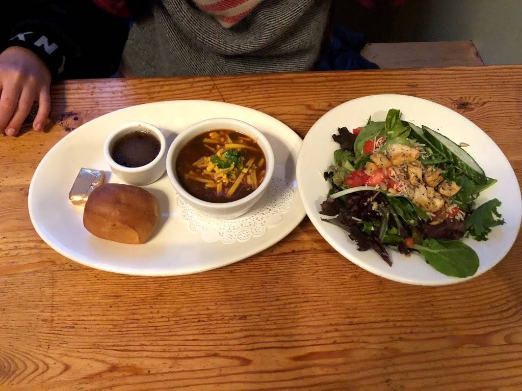 Alex Smokehouse | restaurant | 1834 Main St, Washougal, WA 98671, USA | 3603351008 OR +1 360-335-1008