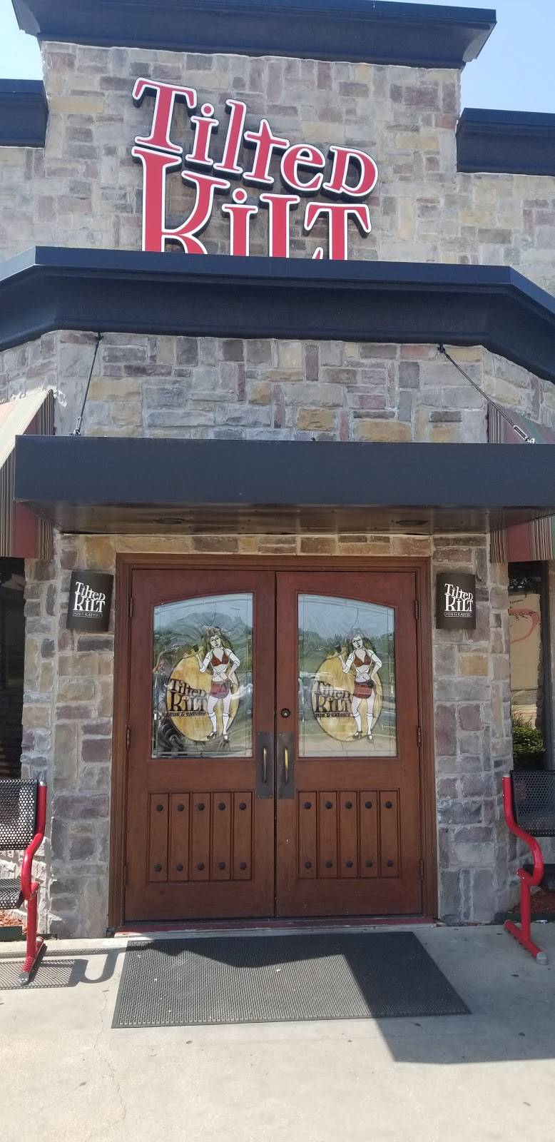 Tilted Kilt Pub and Eatery Killeen, TX | restaurant | 2900 E Central Texas Expy, Killeen, TX 76543, USA | 2546343663 OR +1 254-634-3663