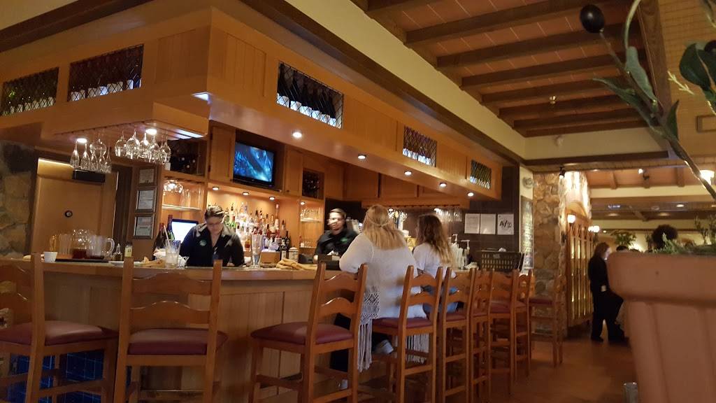 Olive Garden Italian Restaurant | meal takeaway | 22503 US-281, San Antonio, TX 78258, USA | 2104819964 OR +1 210-481-9964