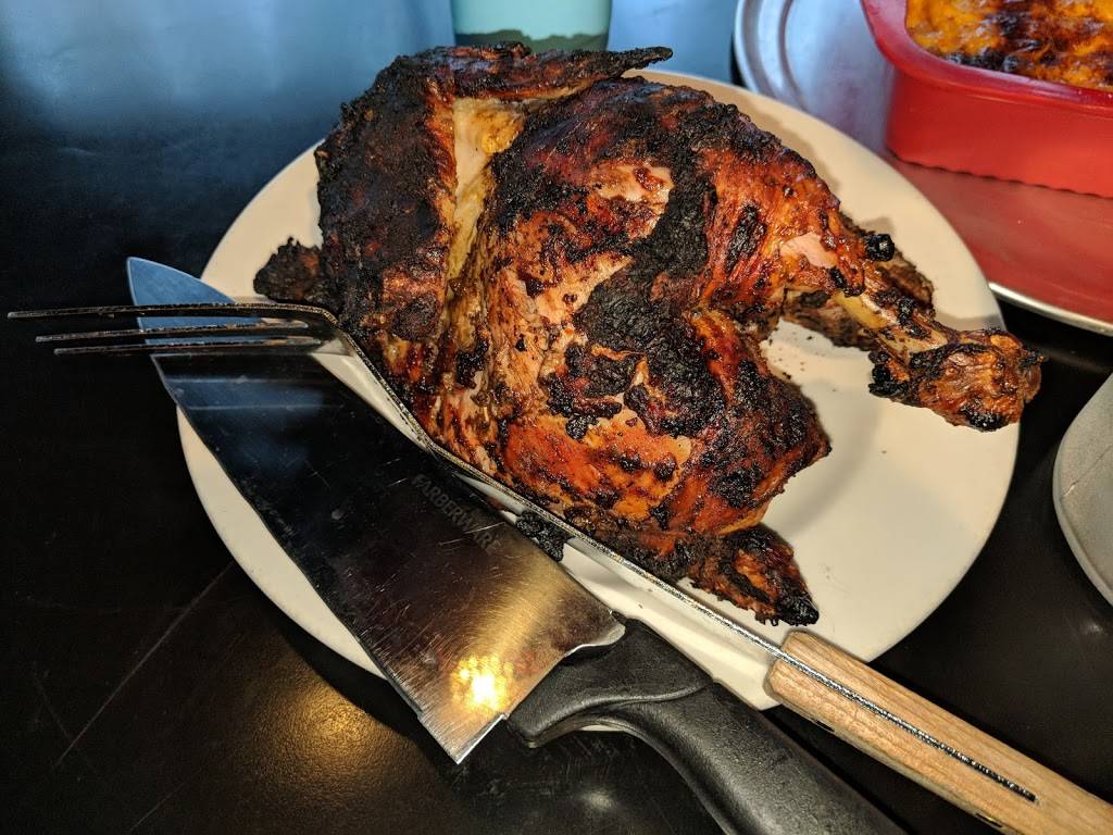 Flambeaus Live | restaurant | 2308 Market St, Youngstown, OH 44507, USA | 3309537822 OR +1 330-953-7822