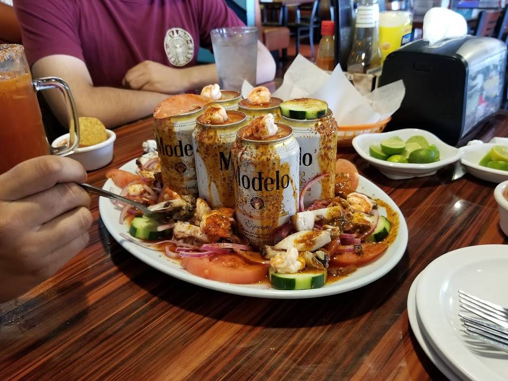 Mariscos Las Islitas | restaurant | 1601 Panama Ln #109, Bakersfield, CA 93307, USA | 6614127177 OR +1 661-412-7177
