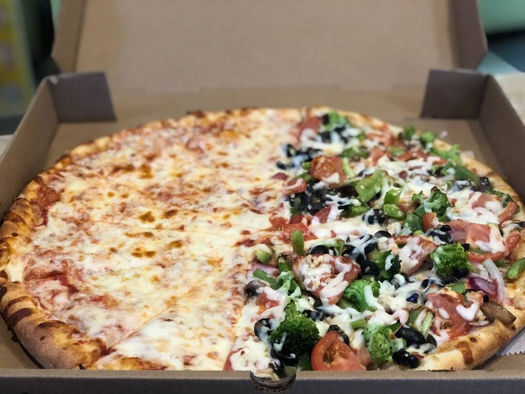 Pizza Royal | restaurant | 161 Boston Rd, Springfield, MA 01109, USA | 4137837710 OR +1 413-783-7710