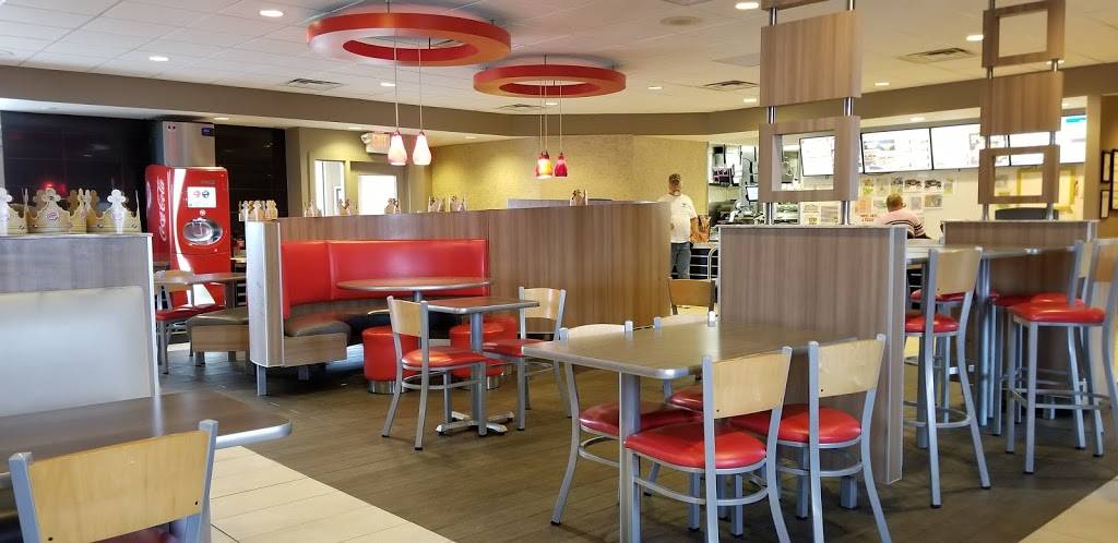 Burger King | restaurant | 1720 S Story St, Boone, IA 50036, USA | 5154321805 OR +1 515-432-1805