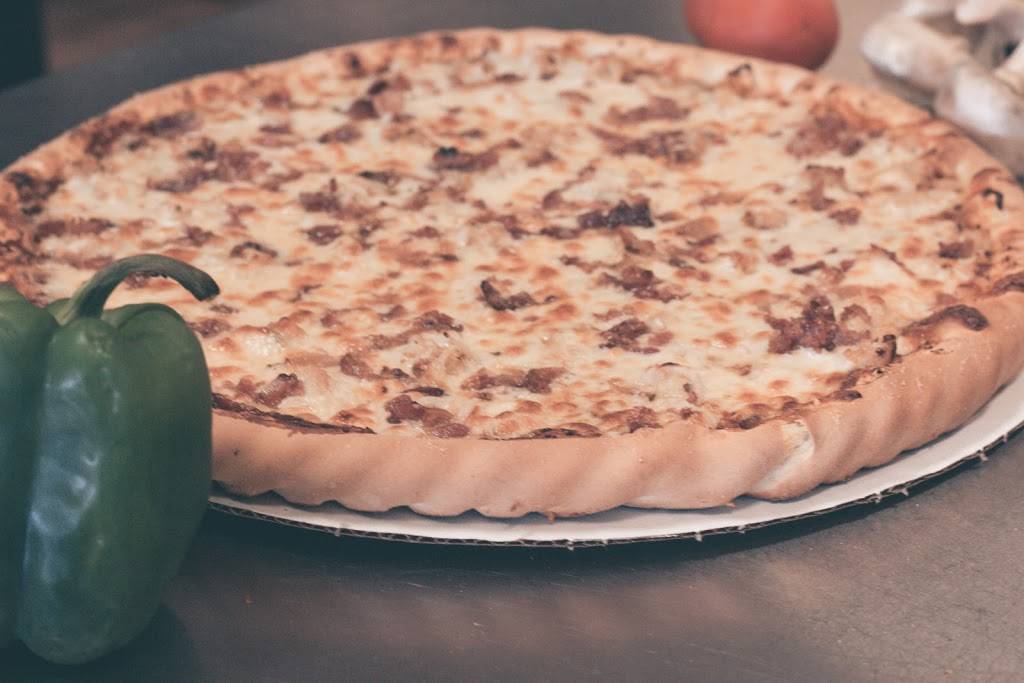 Rosatis Pizza | restaurant | 21301 S Tamiami Trail #400, Estero, FL 33928, USA | 2392213706 OR +1 239-221-3706