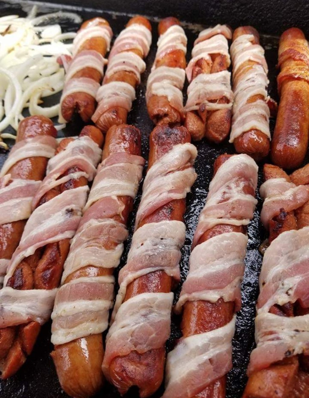 Loaded Dawg | restaurant | 360 S White Mountain Rd, Show Low, AZ 85901, USA | 5208200233 OR +1 520-820-0233