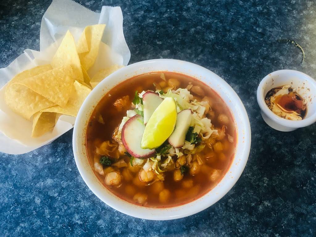 Taqueria La Huasteca | restaurant | 318 S Pico Ave, San Jacinto, CA 92583, USA | 9514744477 OR +1 951-474-4477