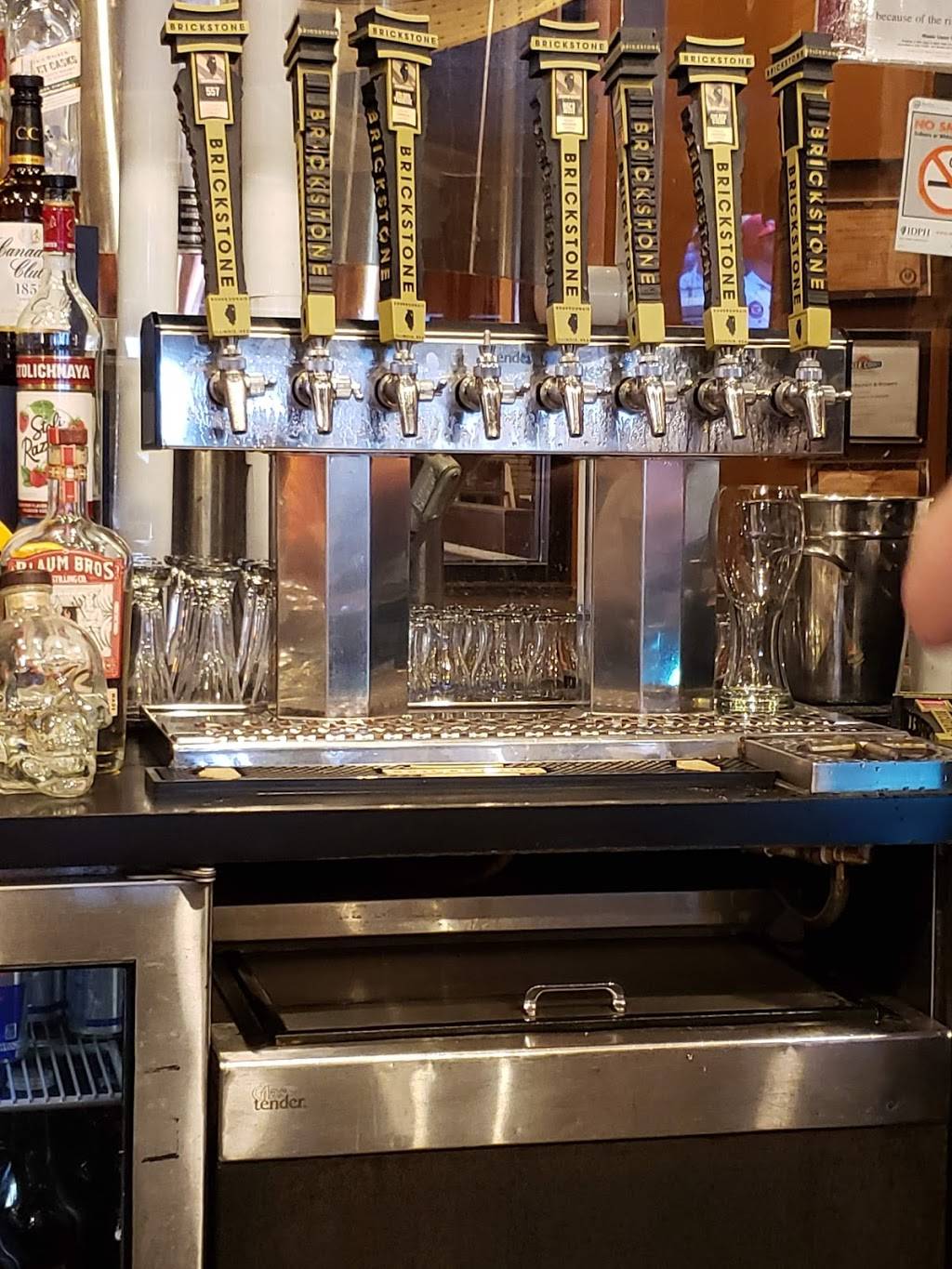 Brick Stone Brewery | restaurant | 557 William R Latham Senior Dr, Bourbonnais, IL 60914, USA | 8159369277 OR +1 815-936-9277