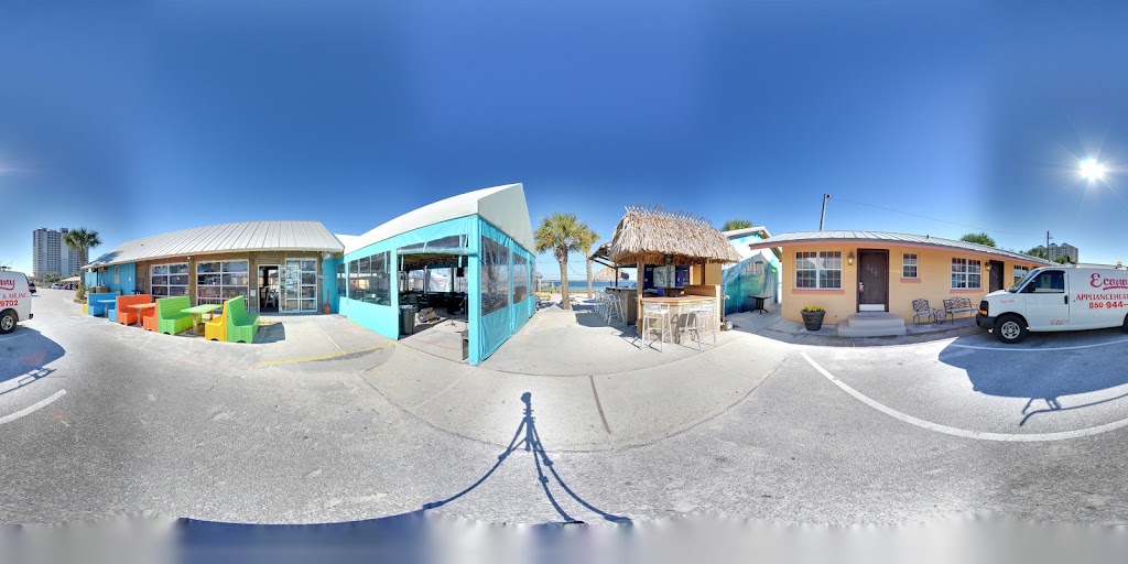 Paradise Bar & Grill | restaurant | 21 Via De Luna Dr, Gulf Breeze, FL 32561, USA | 8509165087 OR +1 850-916-5087