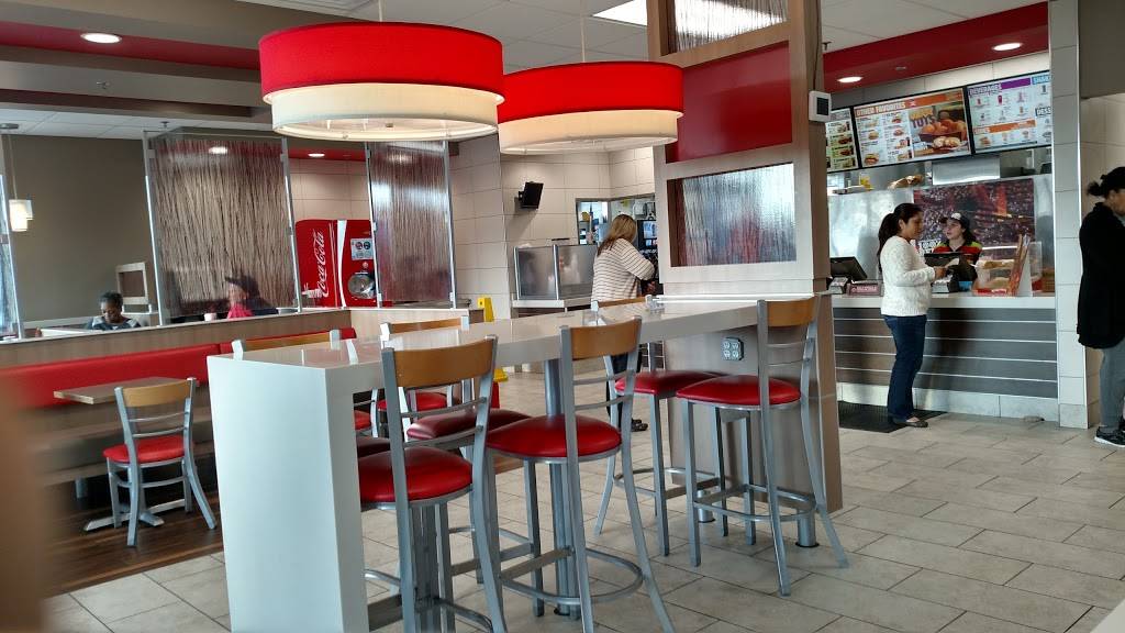 Burger King | restaurant | 4545 W 95th St, Oak Lawn, IL 60453, USA | 7084243649 OR +1 708-424-3649