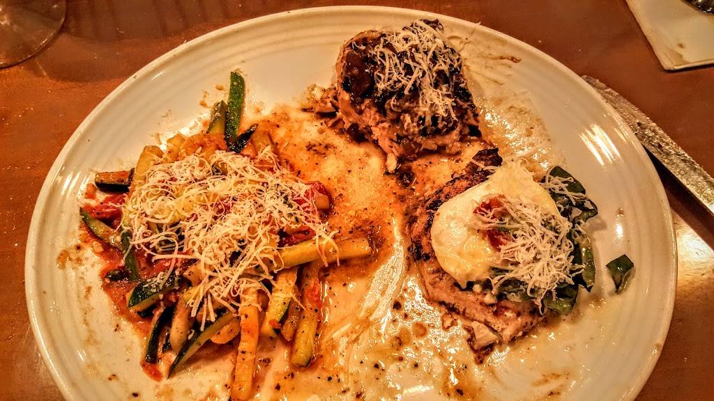 Carrabbas Italian Grill | restaurant | 1951 4th St N, St. Petersburg, FL 33704, USA | 7278979375 OR +1 727-897-9375