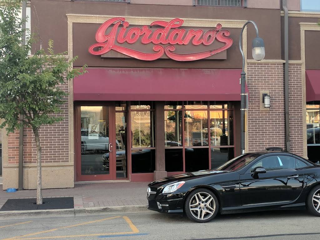 Giordanos | restaurant | 119 S Main St, Naperville, IL 60540, USA | 6304282111 OR +1 630-428-2111