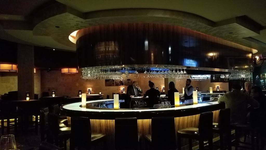 Perrys Steakhouse & Grille | restaurant | 5 Oakbrook Center, Oak Brook, IL 60523, USA | 6305711808 OR +1 630-571-1808