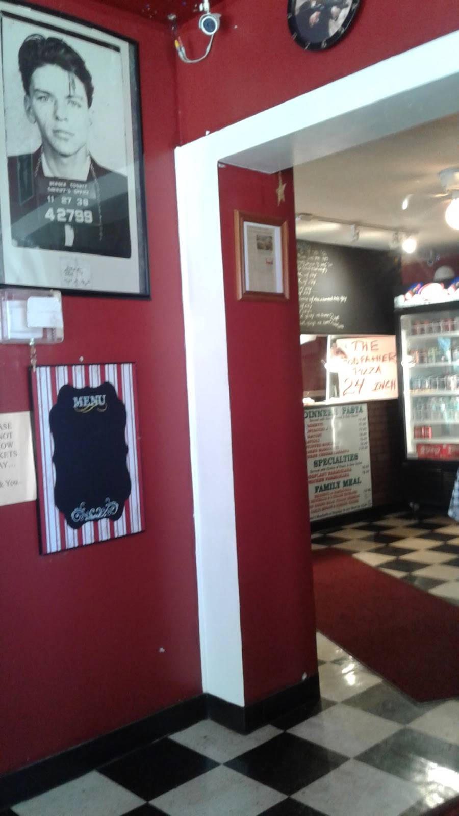 Godfathers Eatery | restaurant | 301 S State St, Lockport, IL 60441, USA | 8155244615 OR +1 815-524-4615