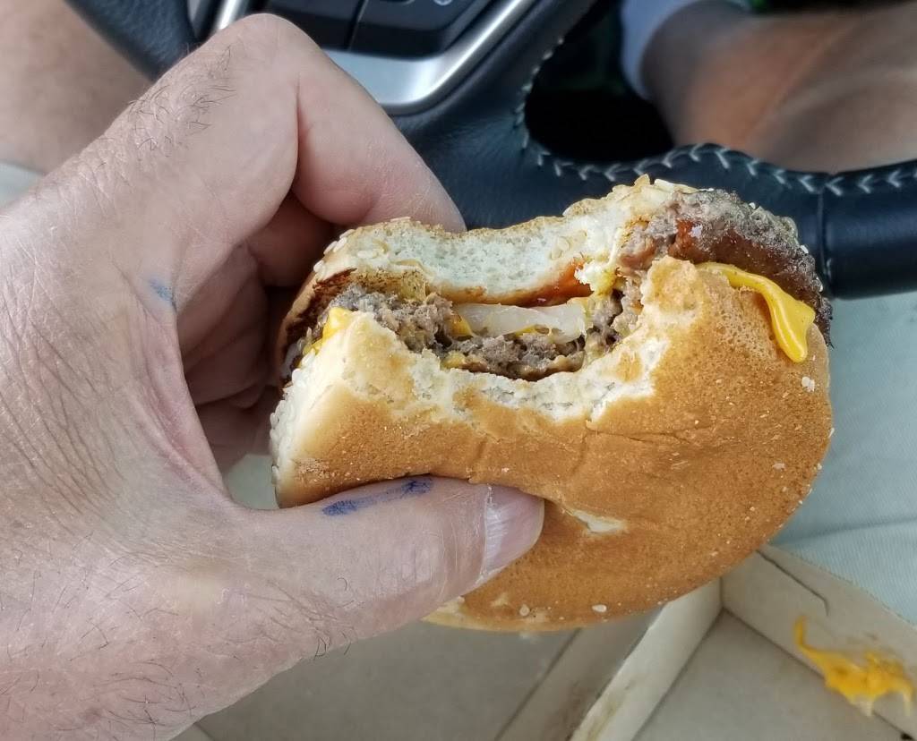 McDonalds | cafe | 77 High St, Danvers, MA 01923, USA | 9787620902 OR +1 978-762-0902