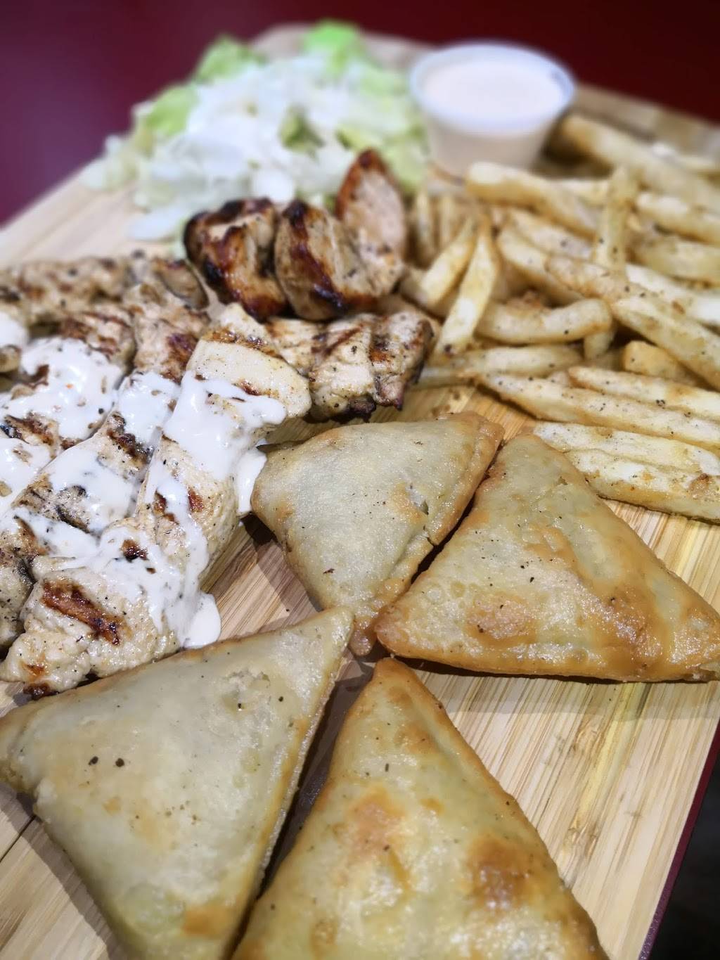 Benazir Restaurant & Grill | restaurant | 2328 Kingston Rd, Scarborough, ON M1N 1V2, Canada | 4036810878 OR +1 403-681-0878