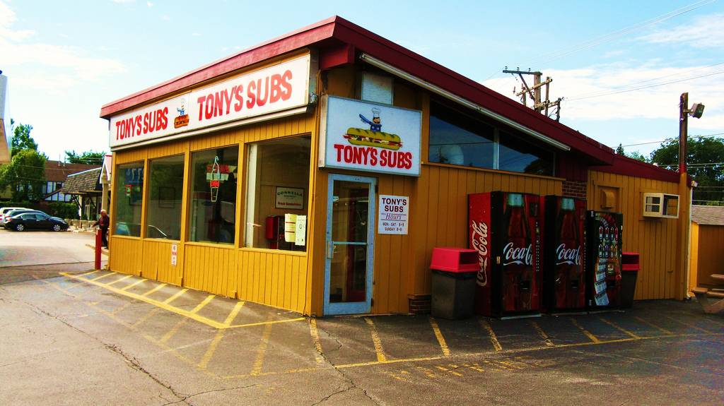 Tonys Subs | meal takeaway | 1480 Waukegan Rd, Deerfield, IL 60015, USA | 8479407352 OR +1 847-940-7352