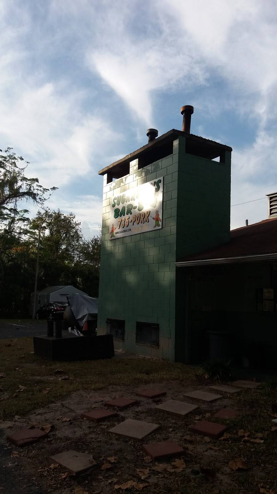 Sugar Boos Bar-B-Que | restaurant | 1305 N Grandview St, Mt Dora, FL 32757, USA | 3527357675 OR +1 352-735-7675