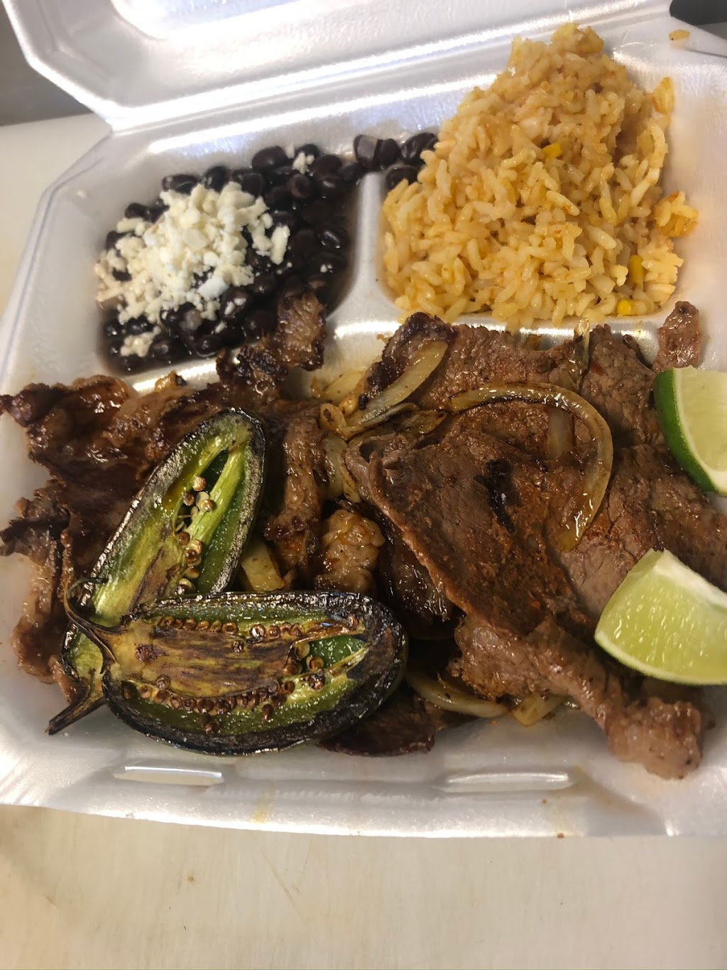 Dannys Food Truck | restaurant | 4276 Tamiami Trail, Port Charlotte, FL 33980, USA | 9412761756 OR +1 941-276-1756