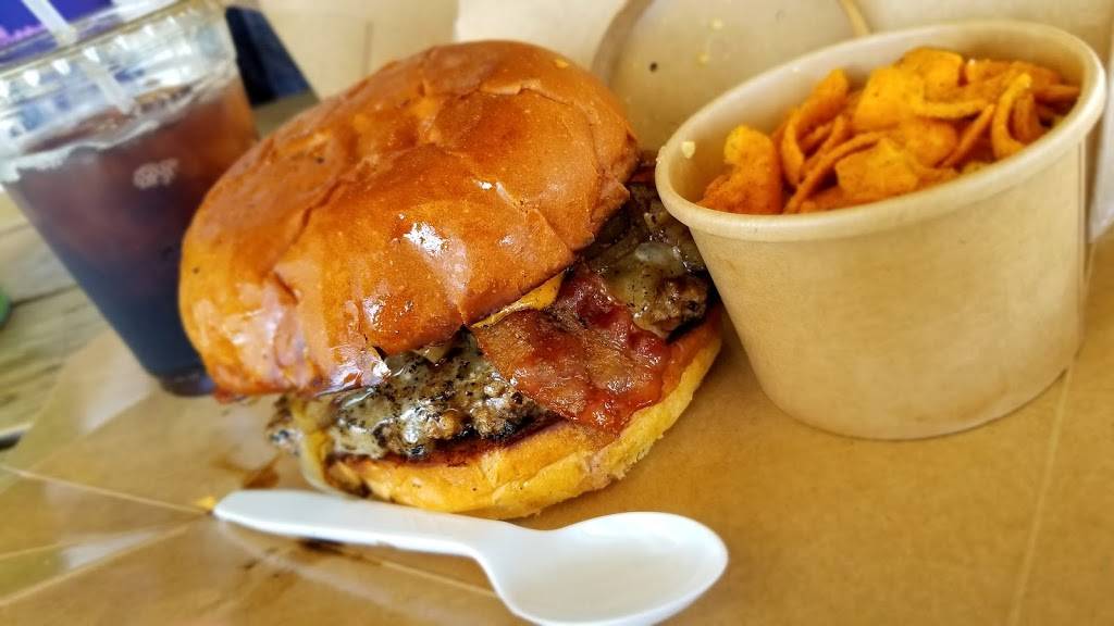 Wiches on Wheels | restaurant | 5477 Farm to Market Rd 1488, Magnolia, TX 77354, USA | 8324181088 OR +1 832-418-1088