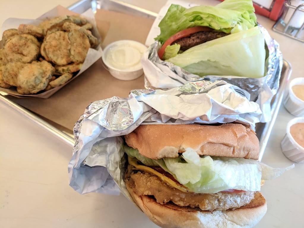 Hat Creek Burger Company | restaurant | 3210 Esperanza Crossing Suite 100, Austin, TX 78758, USA | 5128386224 OR +1 512-838-6224