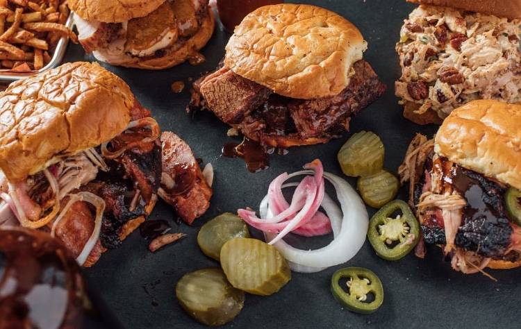 Blanchards Barbeque | restaurant | 2023 W Pinhook Rd, Lafayette, LA 70508, USA | 3373221674 OR +1 337-322-1674