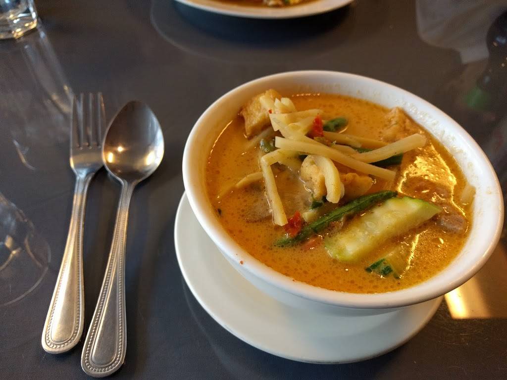 Thai Gourmet Restaurant | restaurant | 9555 Kings Charter Dr, Ashland, VA 23005, USA | 8045500055 OR +1 804-550-0055