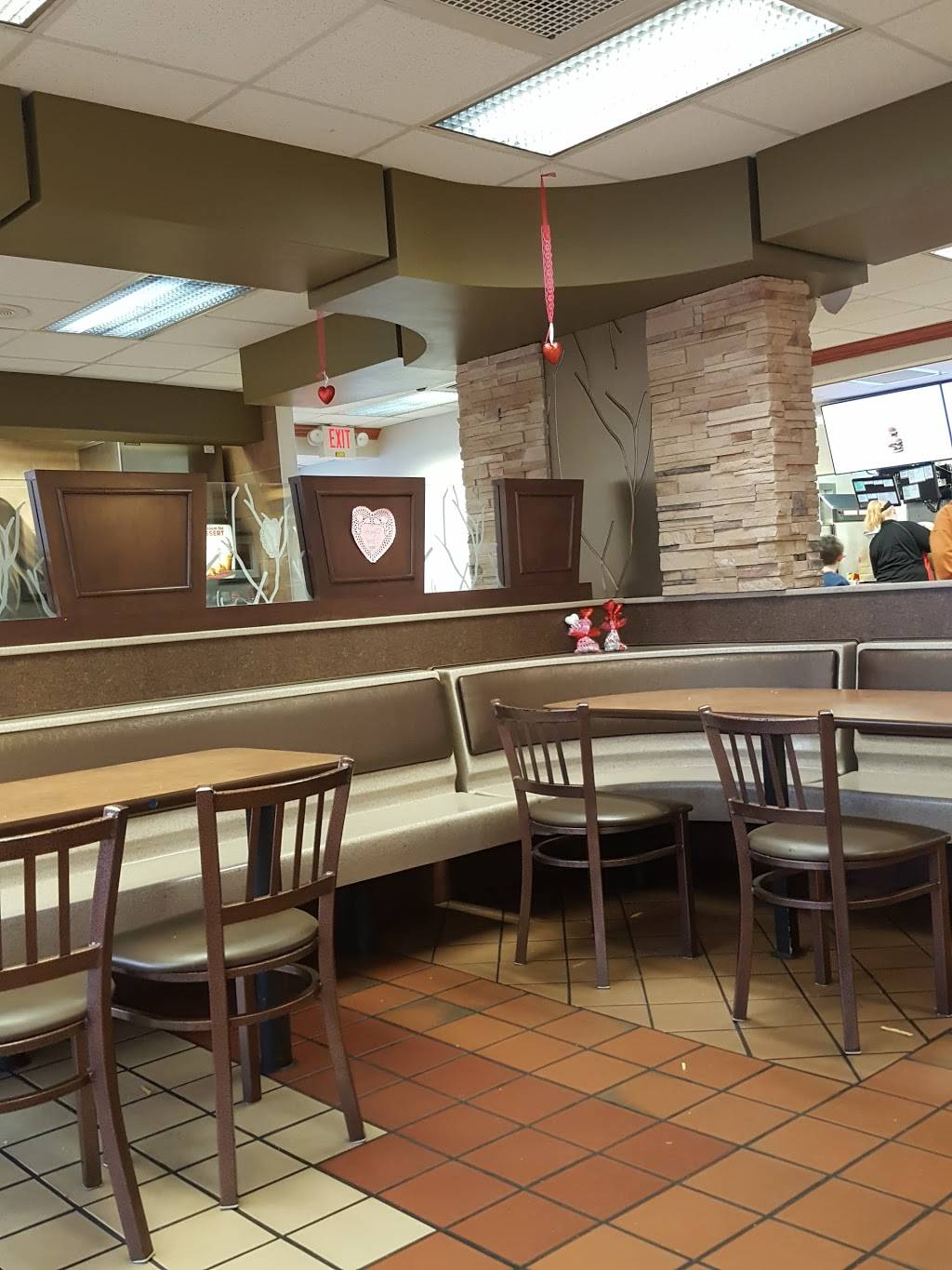McDonalds | cafe | 2010 Burton Ln, Martinsville, IN 46151, USA | 7653427049 OR +1 765-342-7049