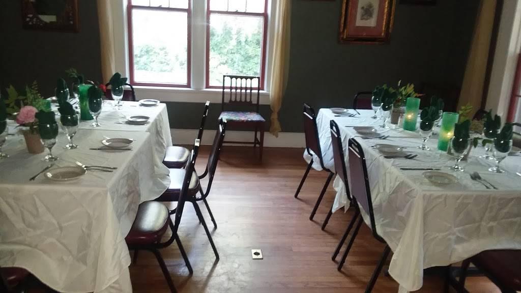 Old Mill Manor Restaurant | restaurant | 219 Old Mill Rd, Winchester, TN 37398, USA | 9313272277 OR +1 931-327-2277