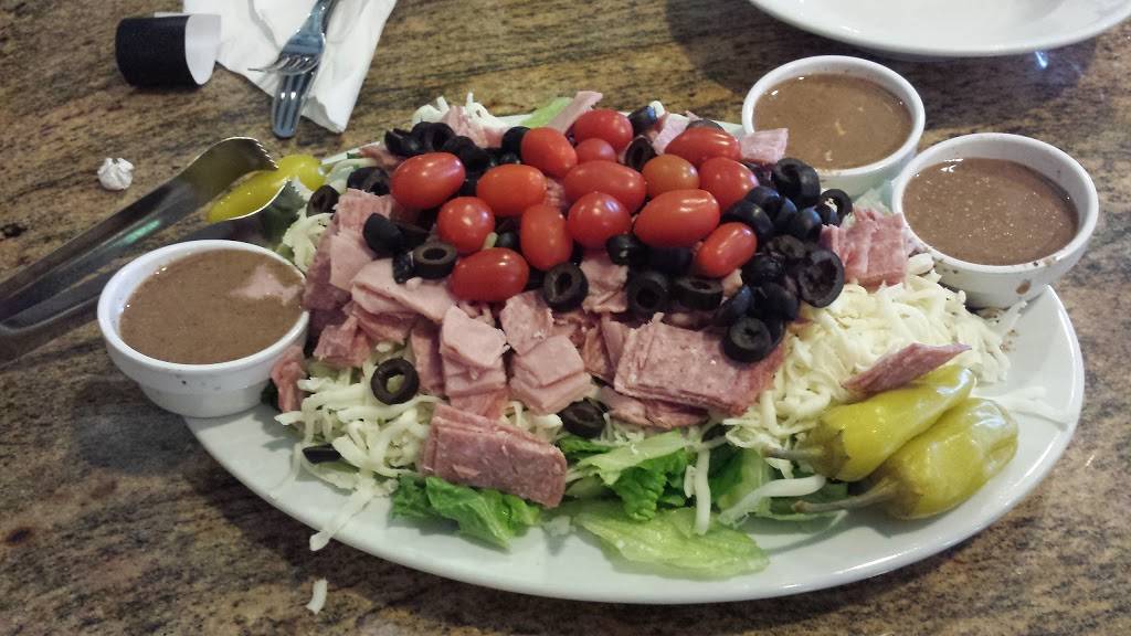 Monacos Pizza | restaurant | 7325 Day Creek Blvd # 101, Etiwanda, CA 91739, USA | 9094637301 OR +1 909-463-7301