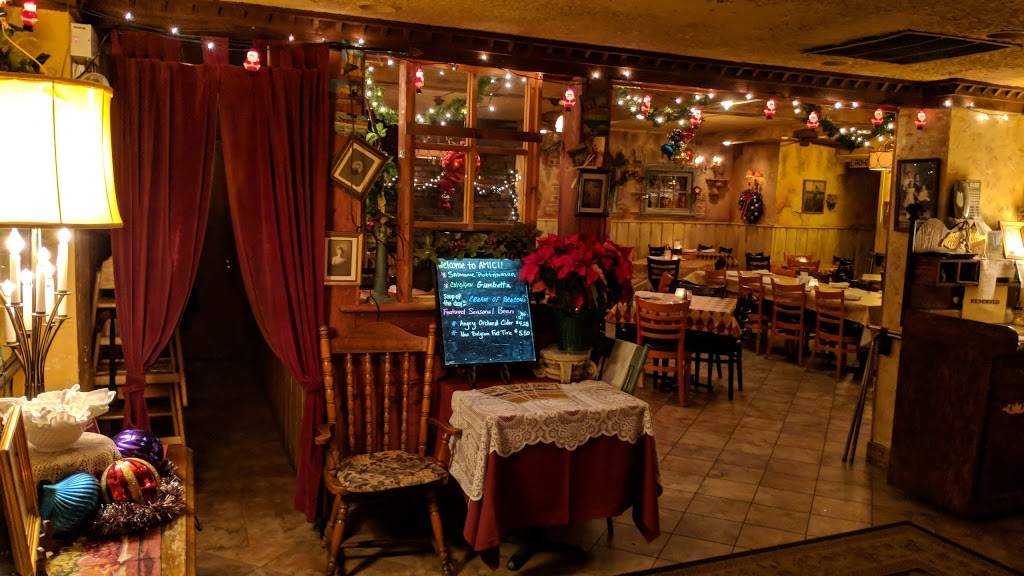 Amici Ristorante | restaurant | 7620 N Milwaukee Ave, Niles, IL 60714, USA | 8479670606 OR +1 847-967-0606